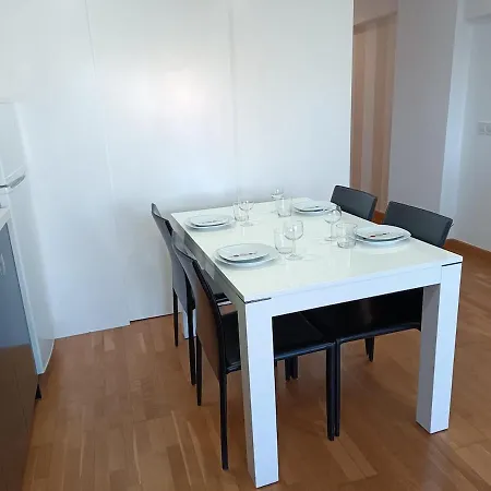 Fleming's Апартаменты *